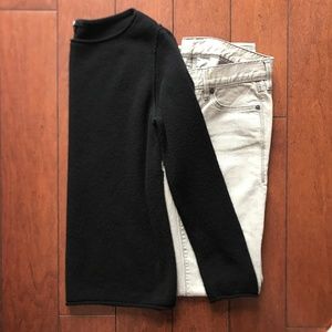 Cashmere Uniqlo Black Sweater